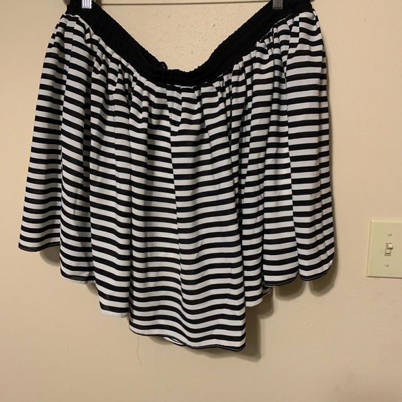 Torrid Retro Striped Chiffon Shorts Size 3X - Picture 7 of 11